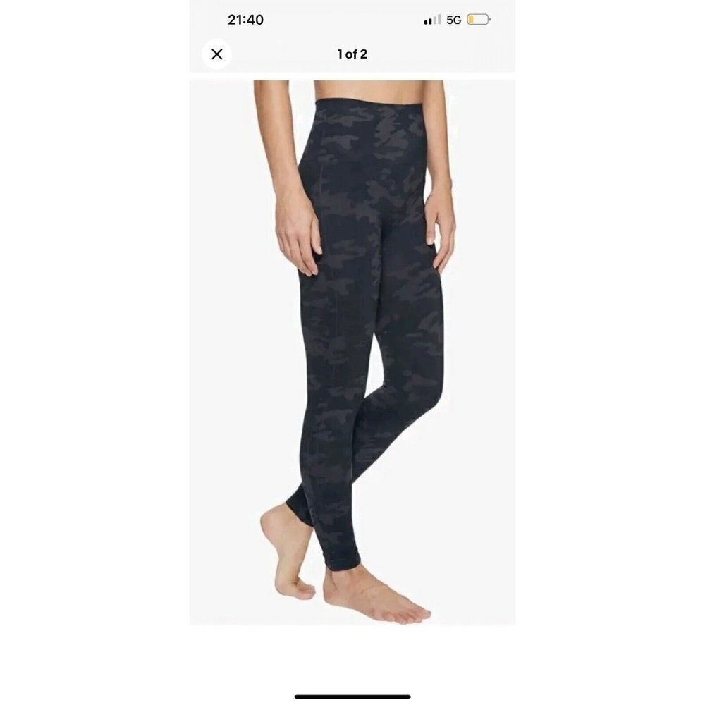 SPANX High Waist Black Camo Seamless Look-At-Me Now Leggings Small NWTS 1D - Picture 2 of 9